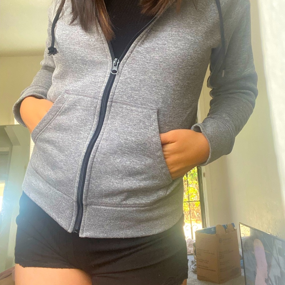 Simple workout grey hoodie